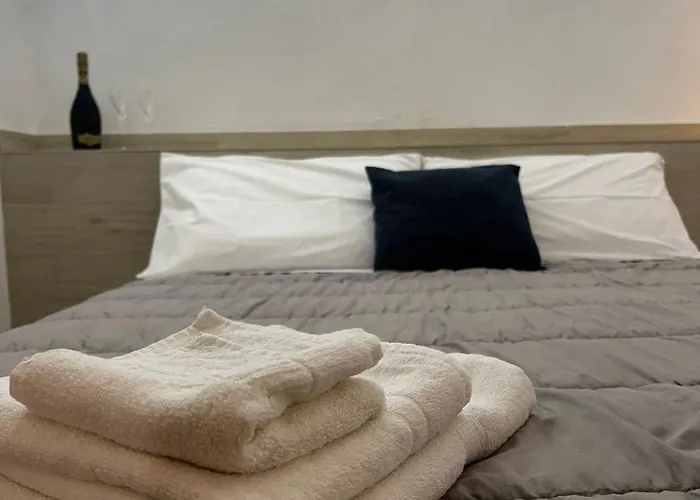 Vicolo Garibaldi Nyaraló *