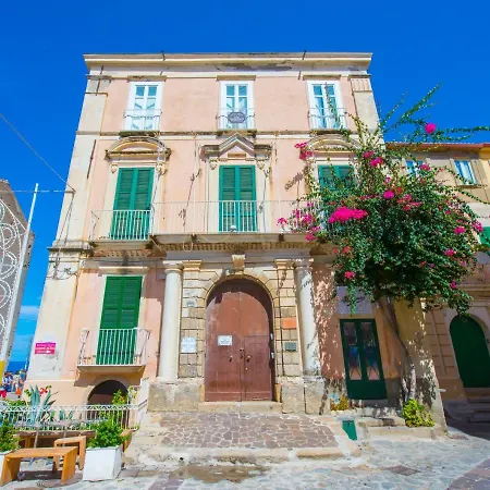 Holiday home Vicolo Garibaldi